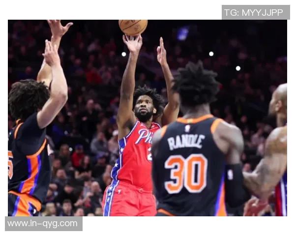 布克谈尼克斯防守策略强调提升对布伦森的防守难度 布克谈尼克斯防守策略强调提升对布伦森的防守难度